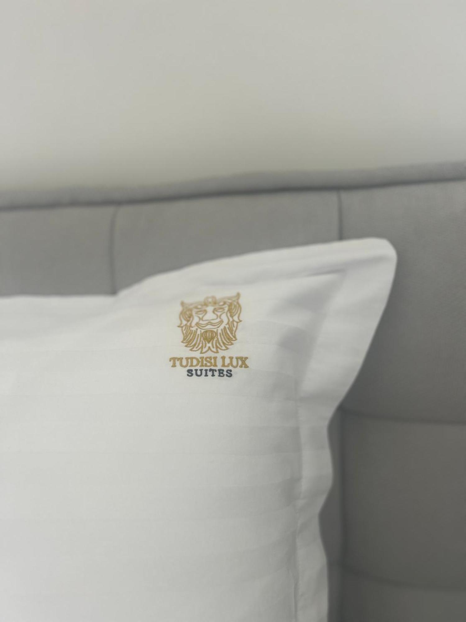 Tudisi Lux Suites By Dominium Дубровник Екстериор снимка